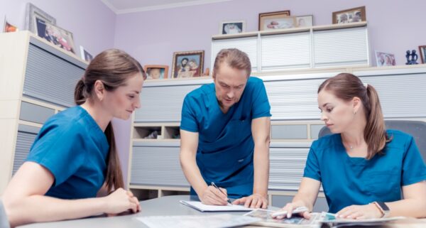 EKU QILADIGAN KLINIKALAR HAQIDA
